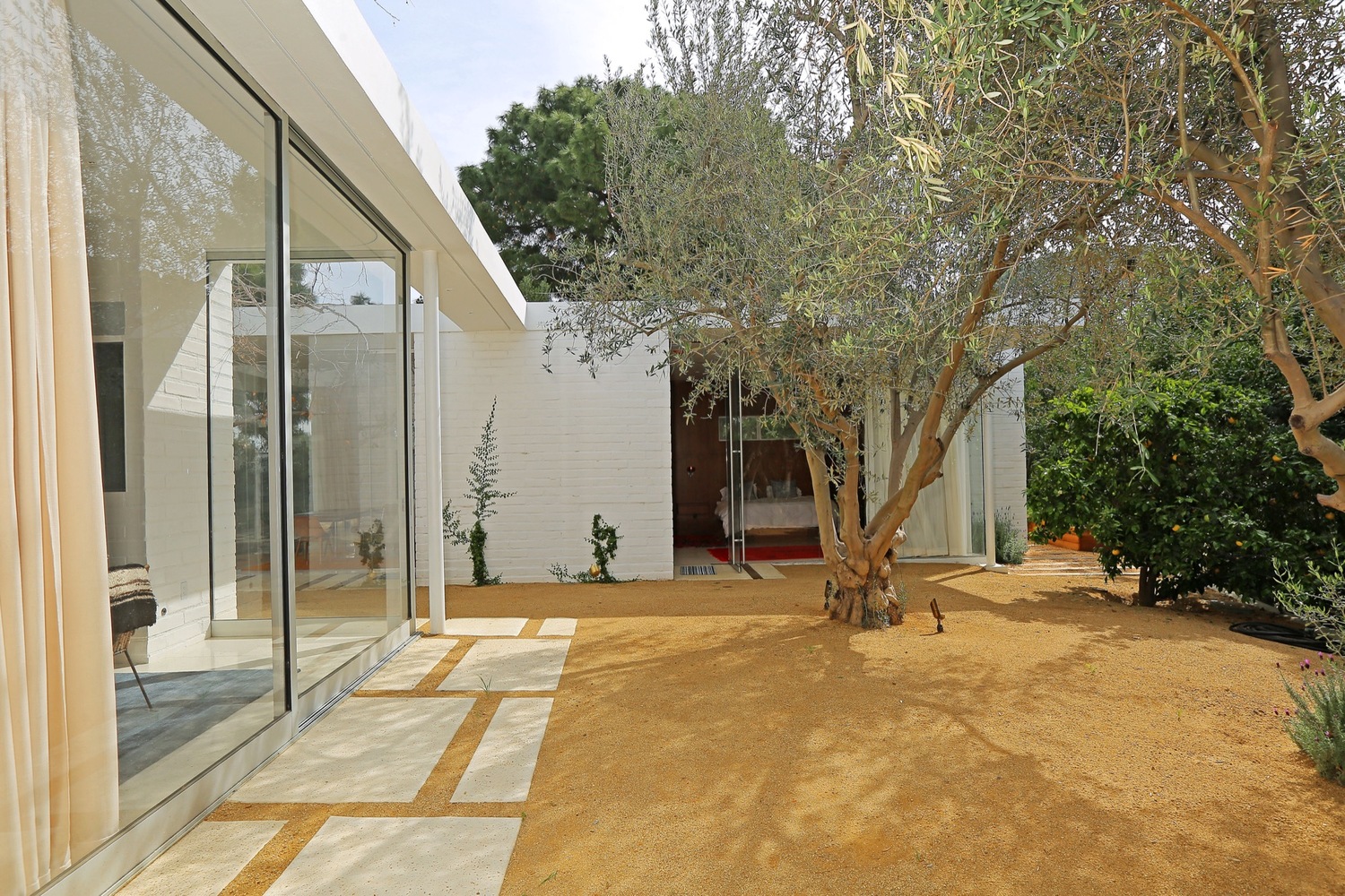 洛杉矶好莱坞山现代住宅丨Struere-16