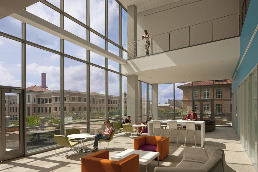 诺曼·哈克曼大楼-8