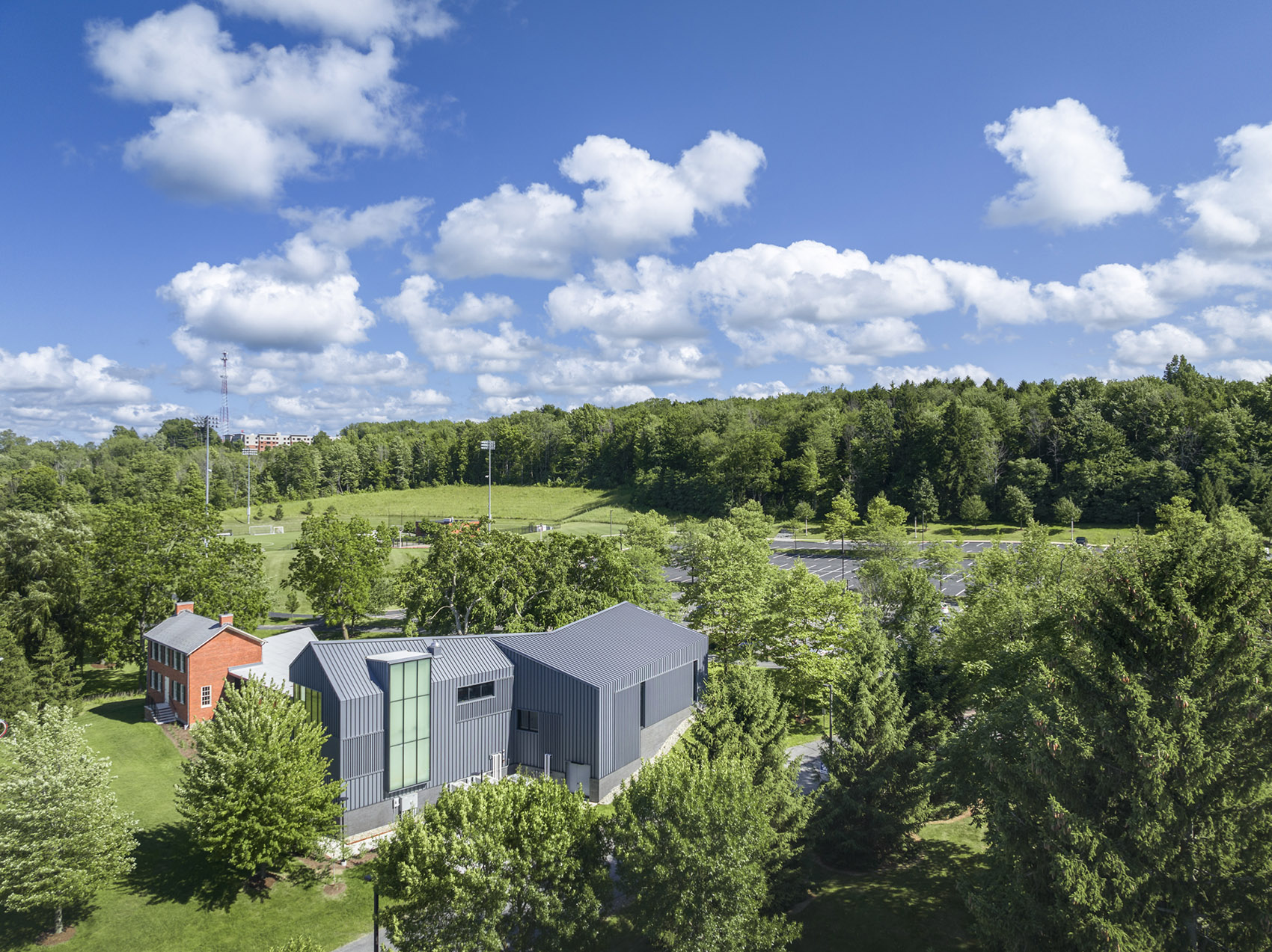 宾州州立大学贝伦德校区联邦大楼丨美国丨GBBN-9