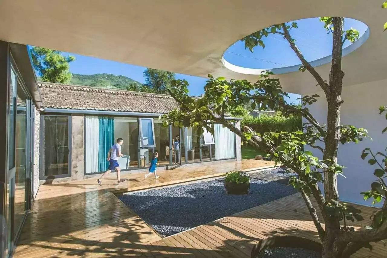 北京城外竟然有这样美如画的民宿，引明星乔杉来小住不说，日接待参访客人最高达到80多人-44