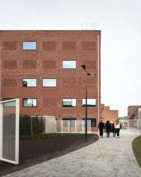 Ursulinen Blocks and Courtyards / Label Architecture
