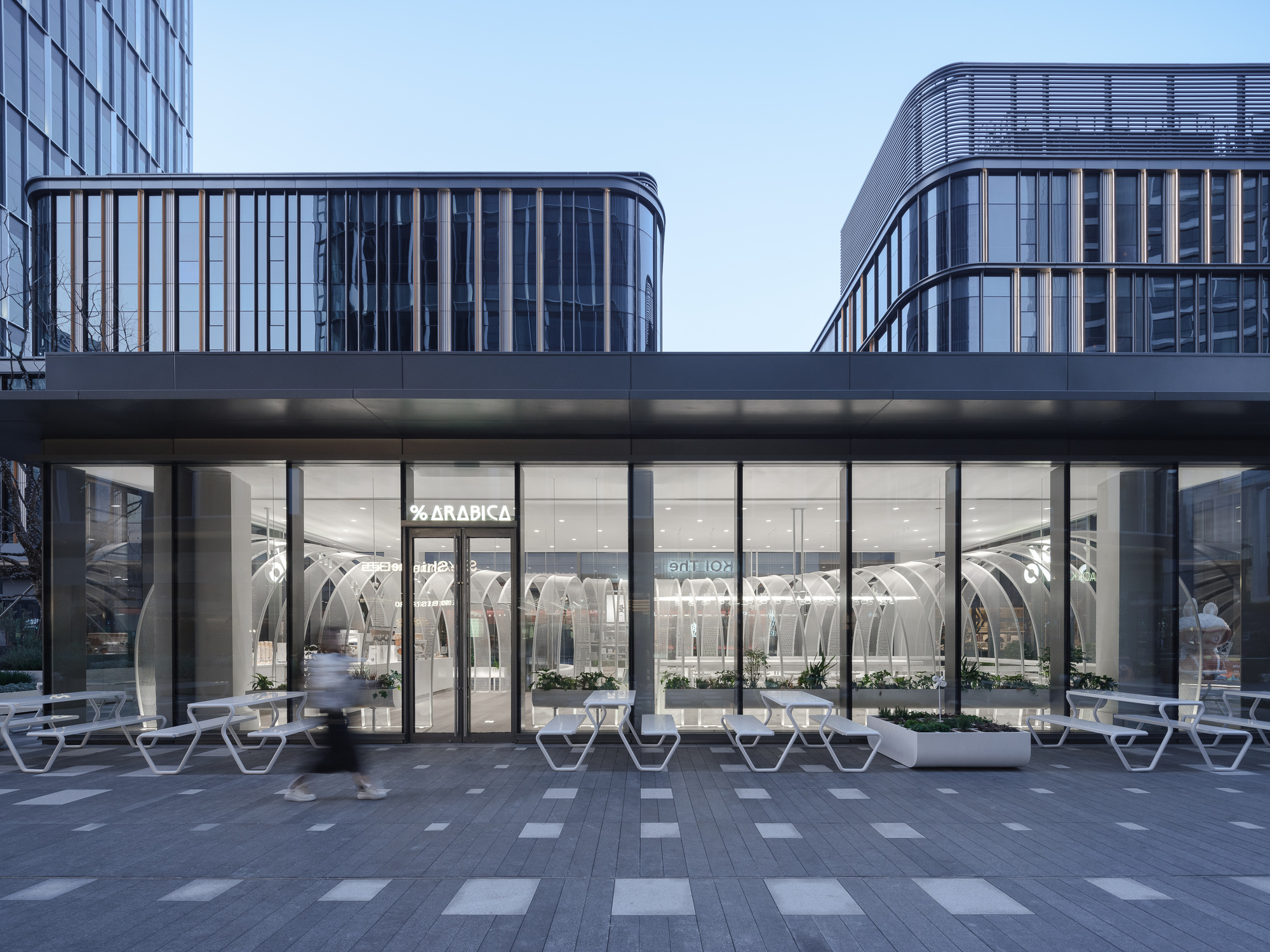 %阿拉比卡上海世博店丨中国上海丨Nguyen Khai Architects & Associates-8