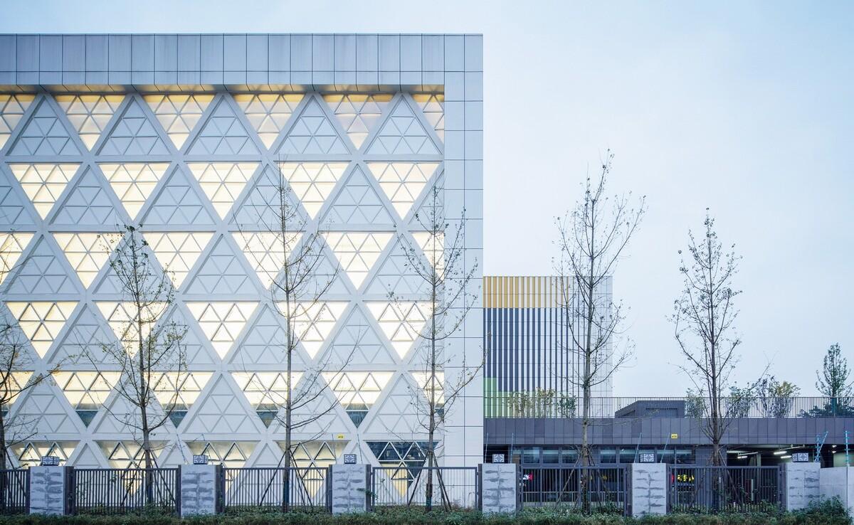 龙泉中学体育馆（第31届世界大学生夏季运动会配套篮球训练馆）丨中国成都丨中国建筑西南设计研究院有限公司-51