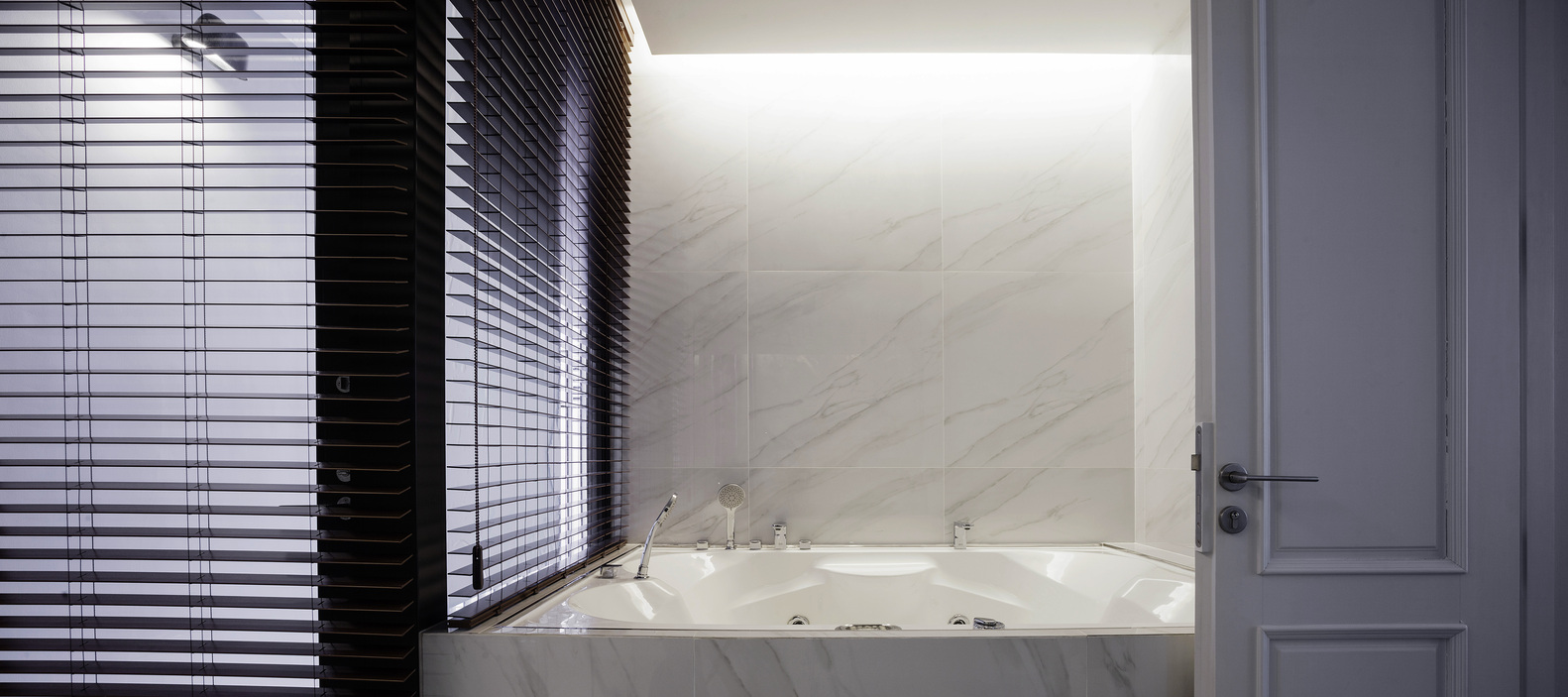 曼谷 500 平米现代家居改造,传统与时尚的完美融合-38