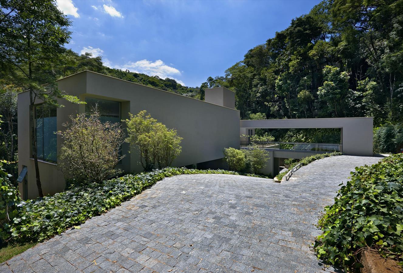 巴西 MG 州 Bosque da Ribeira 住宅 | 与自然和谐共处的现代建筑-2