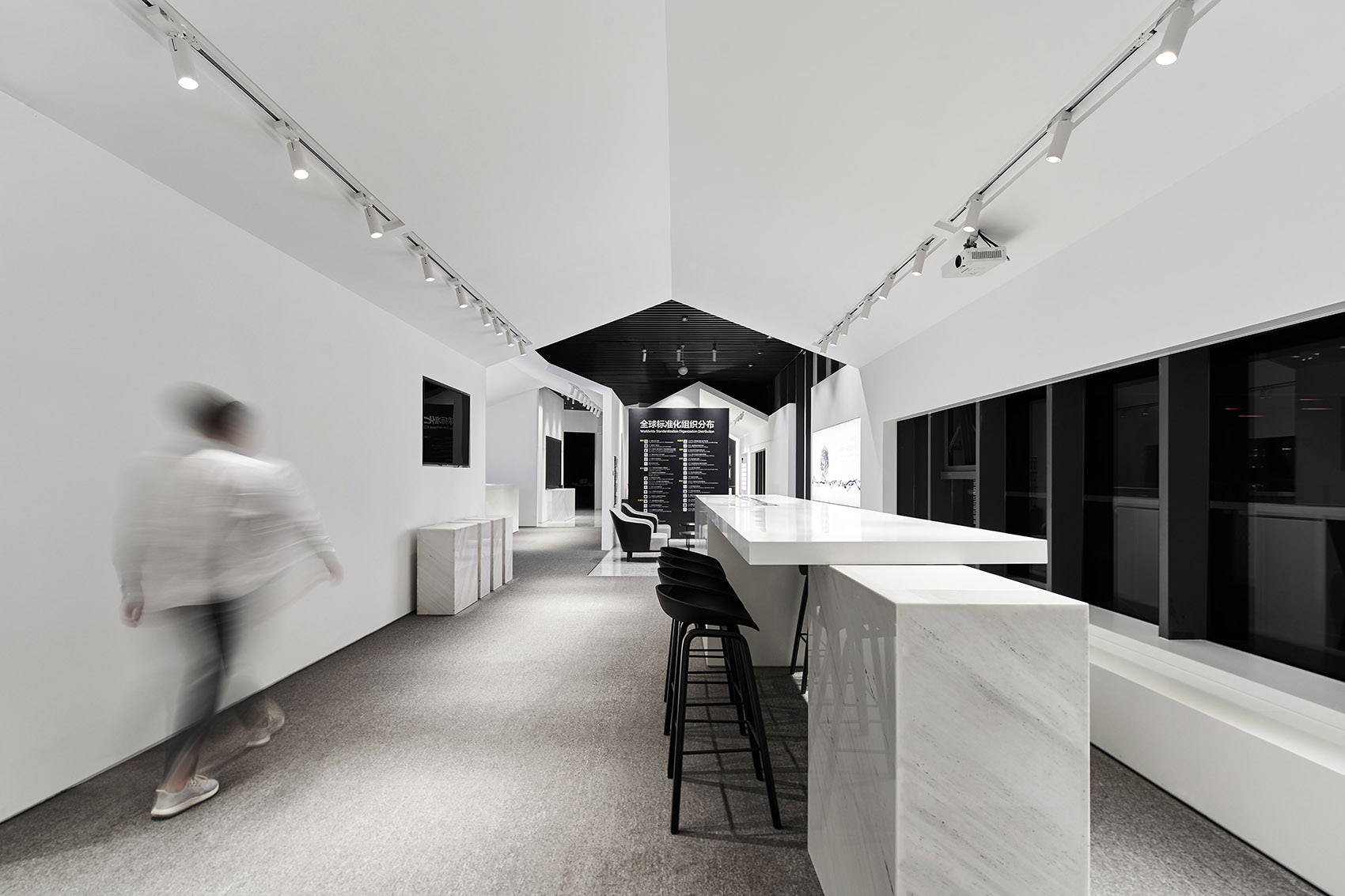 EMTEK·质量大众展厅，深圳 / 众舍空间设计-28