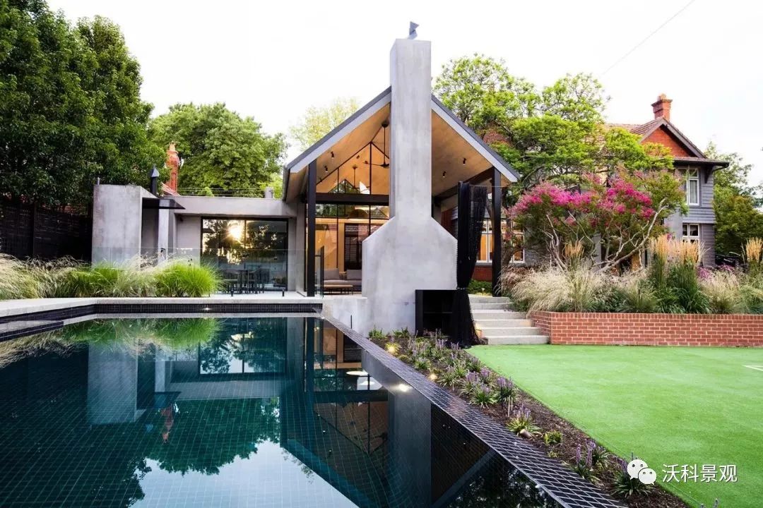 融入自然的别墅庭院设计-14