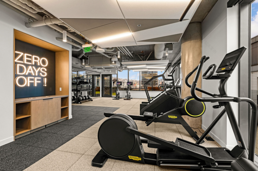 Skyglass Apartments 租赁住宅楼丨美国西雅图-69