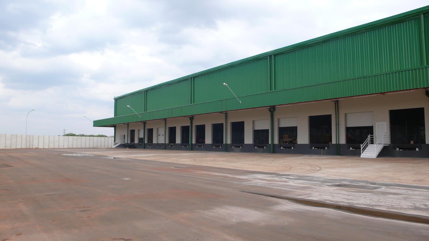 巴西 GLP Ribeirão Preto 工业项目,Metarquitetura 打造钢铁巨擘-4