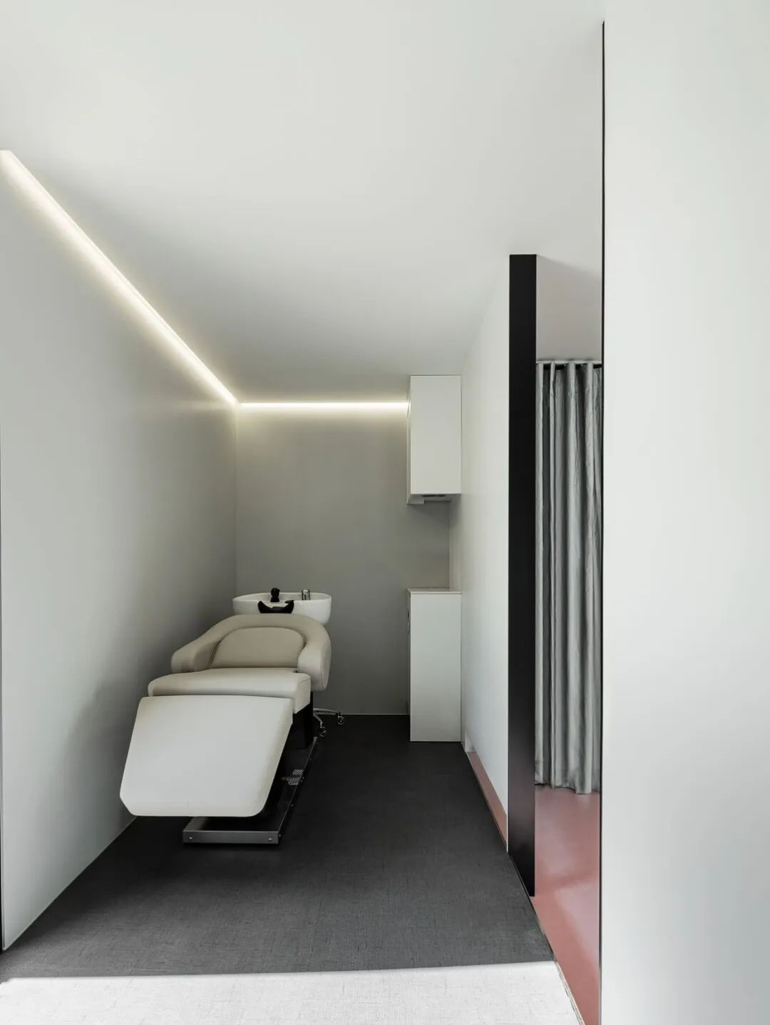 男士专属美容概念店设计-16