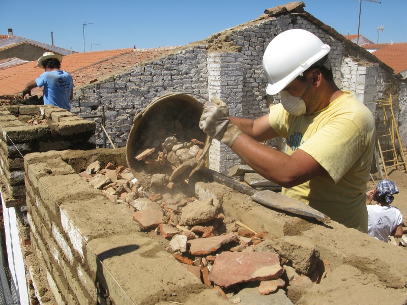 西班牙卡斯图埃拉住房改进项目丨西班牙巴达霍斯丨Jose Milara及墨西哥科利马大学研究人员-16