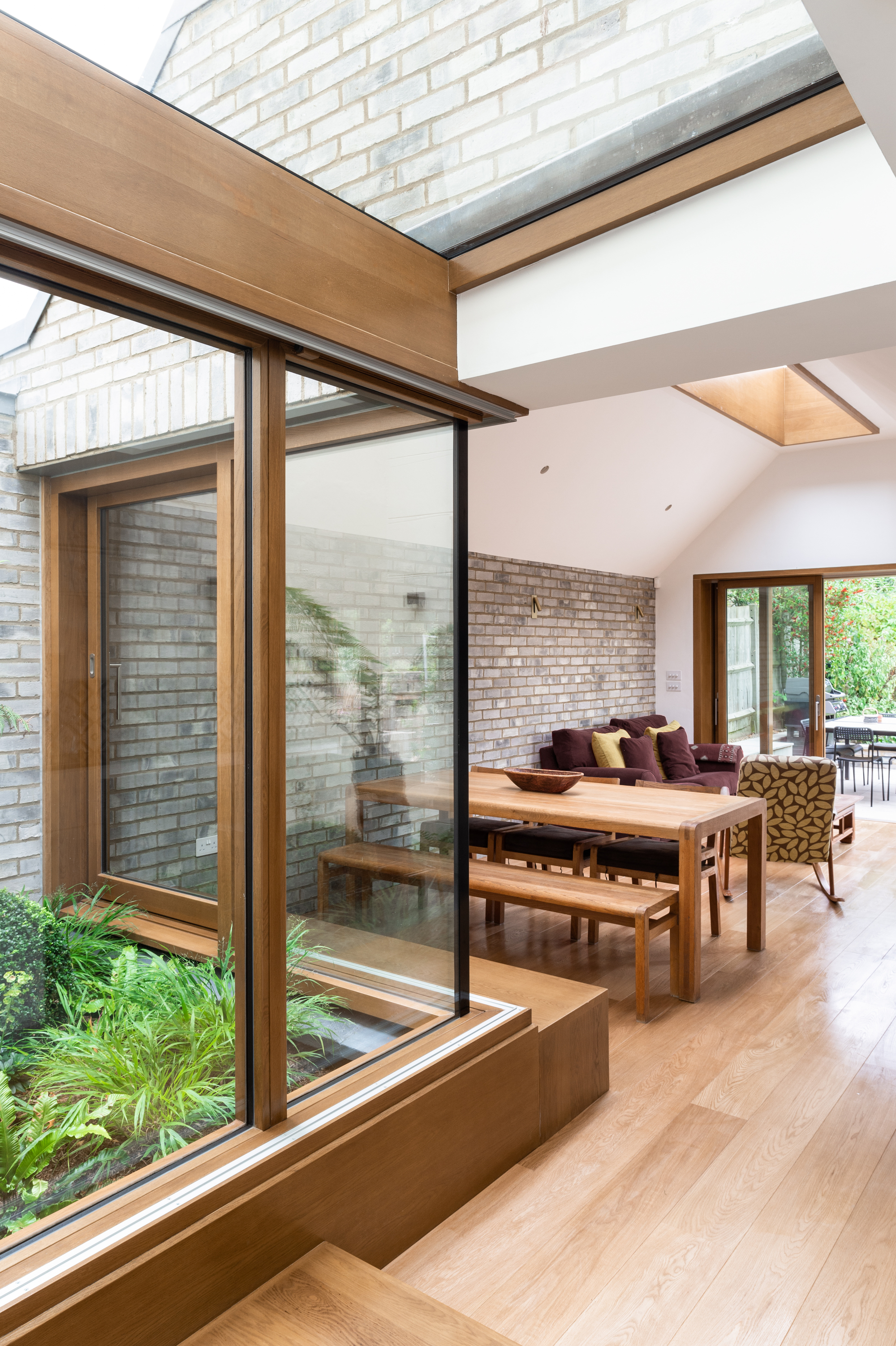 Harefield Road East House  / Gruff-12