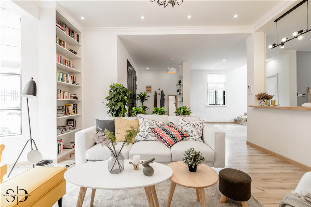 童话王国 | 丛林氧吧般的浪漫尖顶套间设计-4