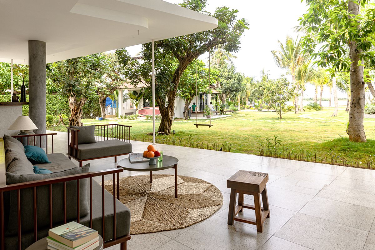 Công trình Nhà đẹp tháng 11: Những không gian mở, đón sáng tự nhiên và kết nối con người với thiên nhiên-7