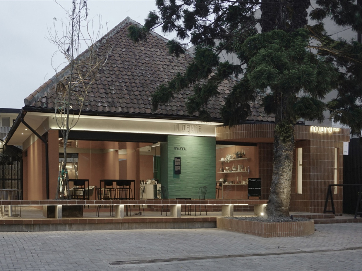 印度尼西亚穆图·洛卡咖啡馆丨阿克森责任建筑-3