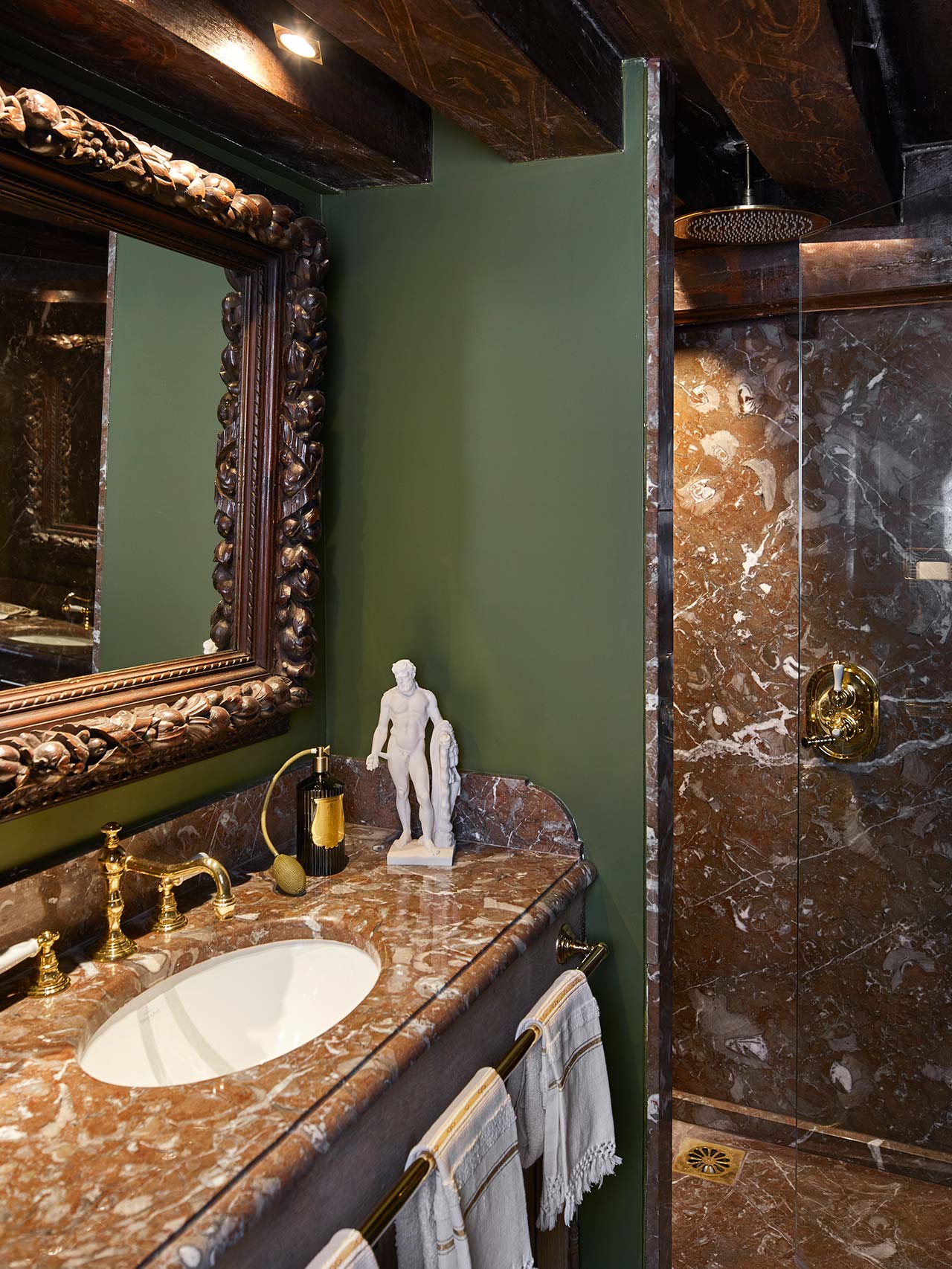 Maison Sémonville A Parisian Hôtel Particulier Celebrates its Heritage with Aplomb-87