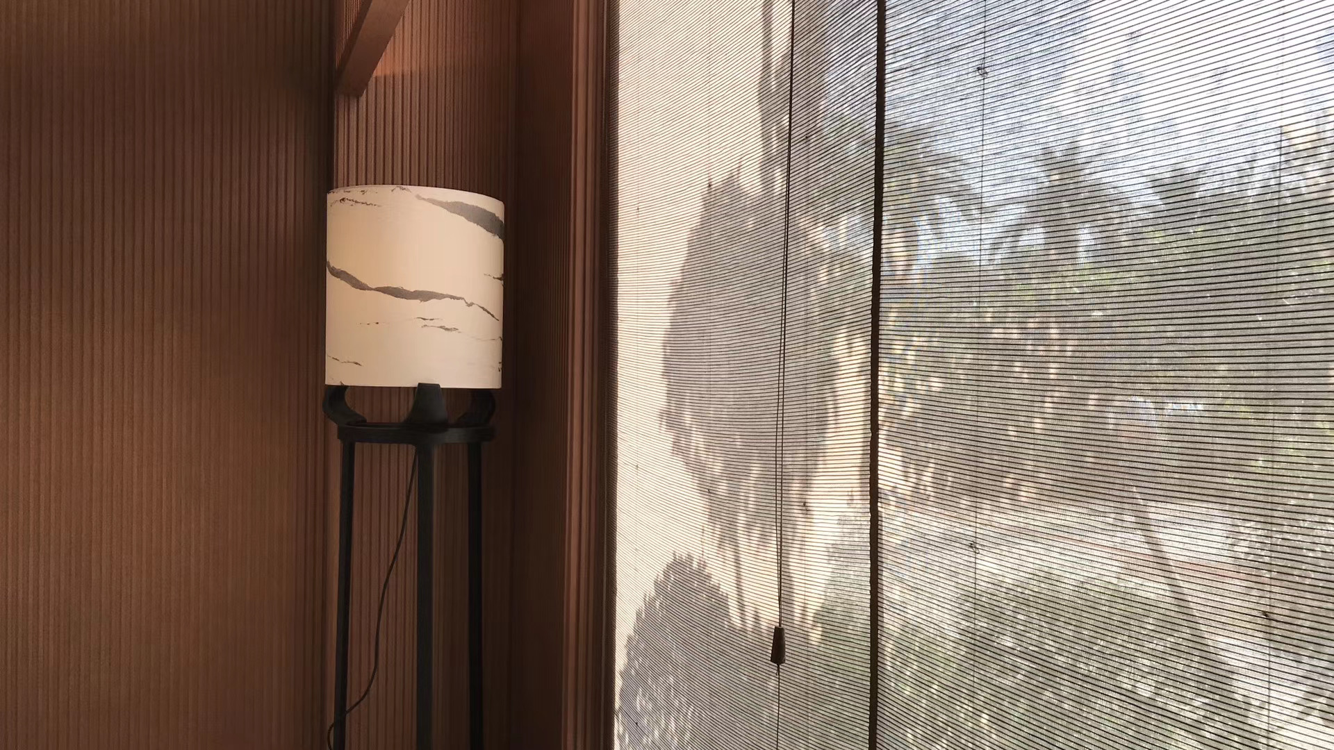 《门前》顾城· 自然光影的室内设计艺术-17