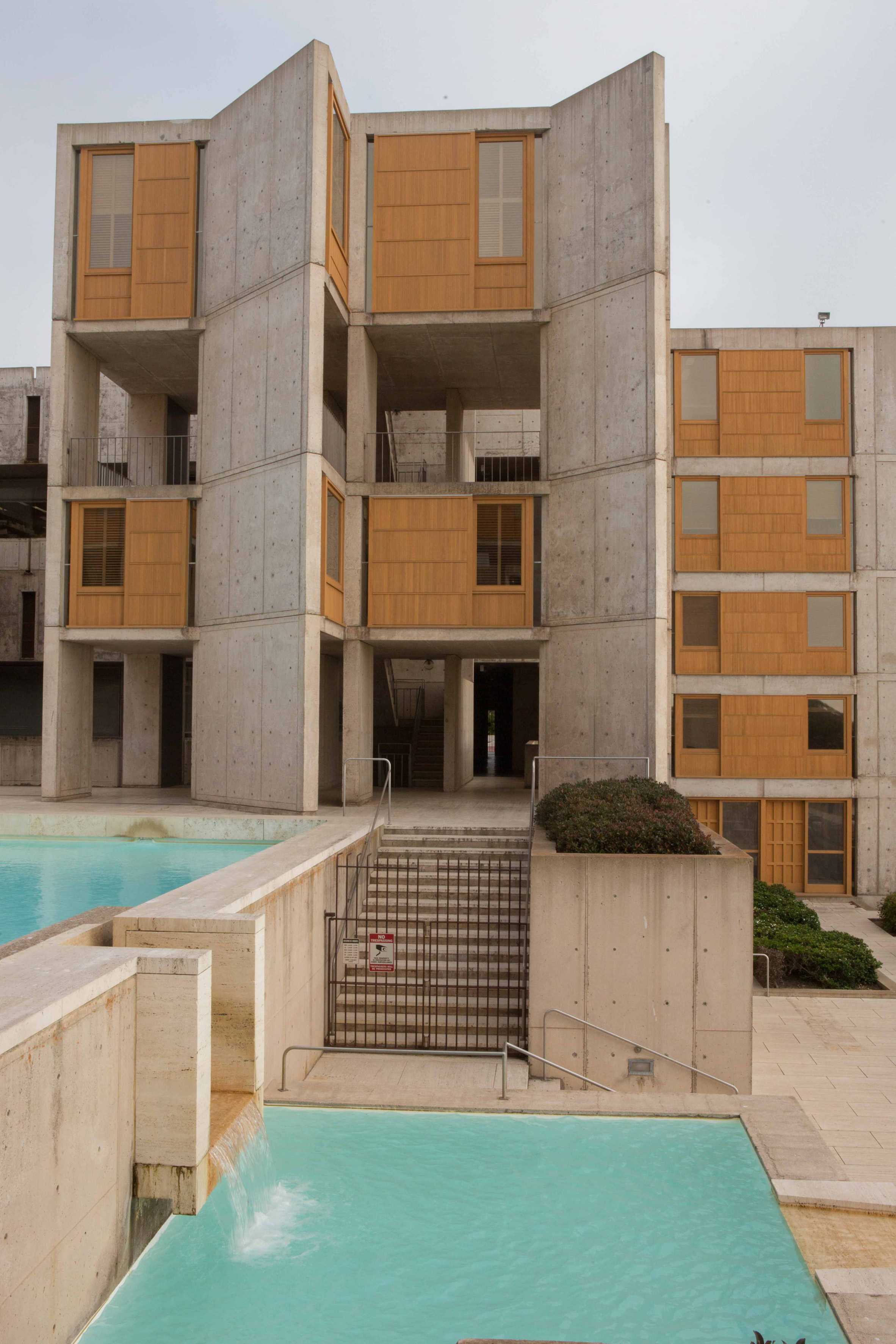 Restoration work completes on Louis Kahn's Salk Institute in California-14