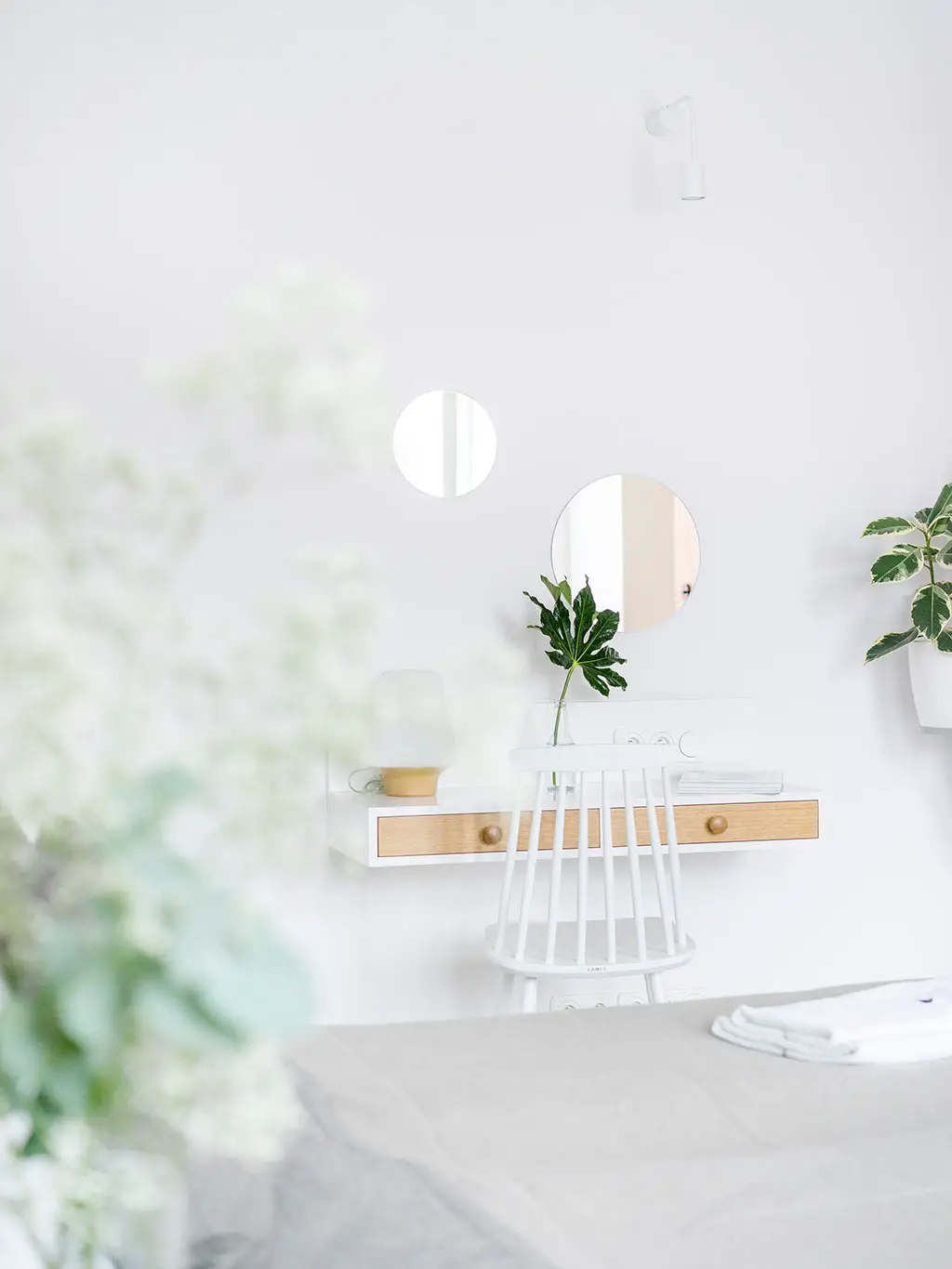 波兰 Lublin 的巧妙设计公寓 | 木质立方体融合多功能空间-9