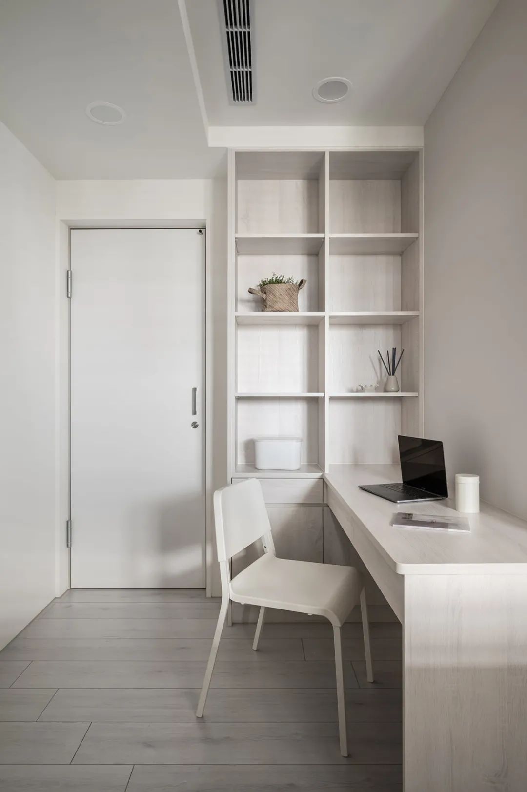 现代日式格调的居住空间-34