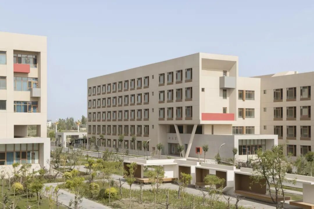 【AT】大漠孤烟，晴日满窗——铁门关华山中学新校区一期（by荣朝晖工作室+趣锐建筑）-125