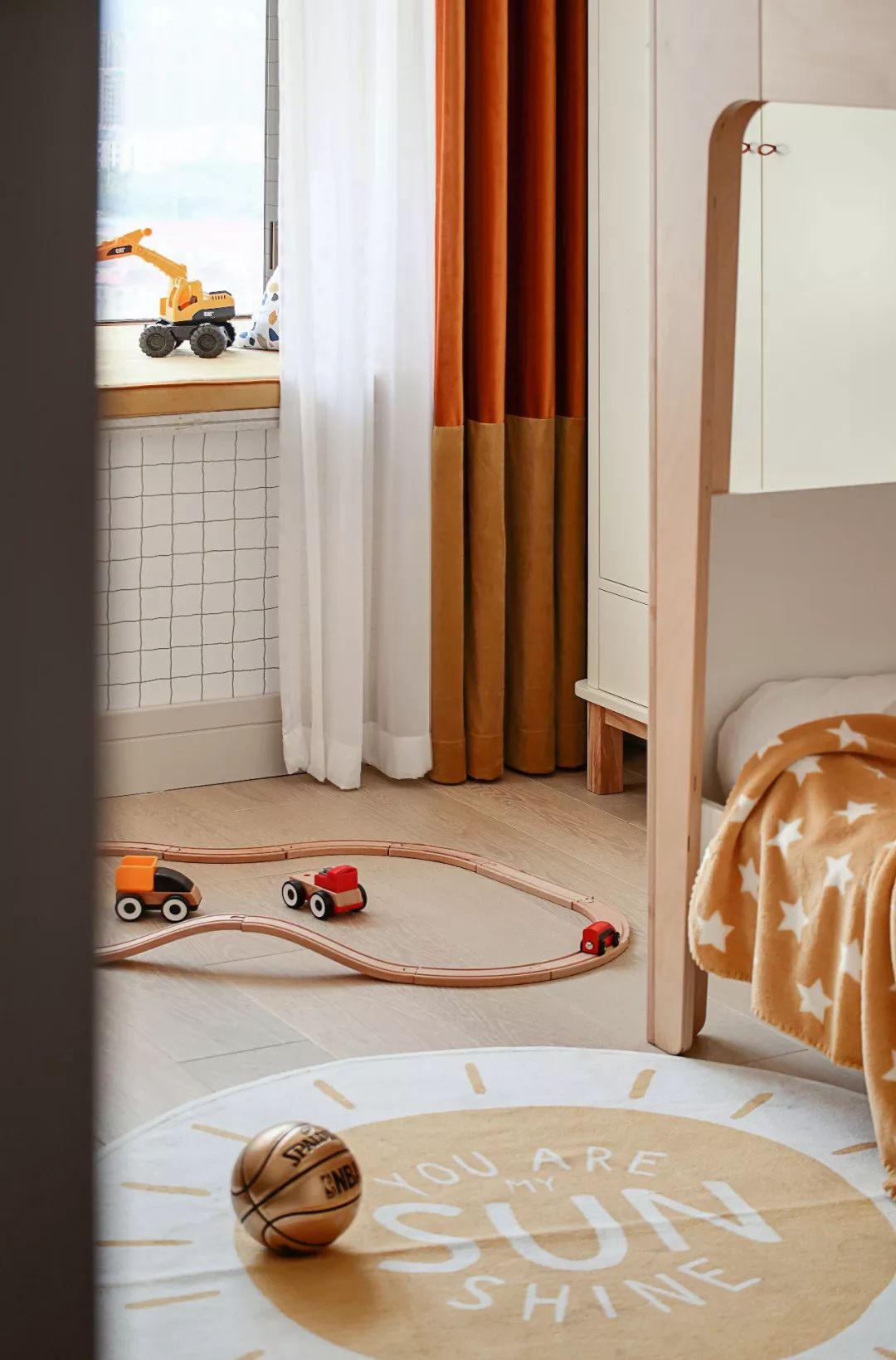 《锦色》——民航机长与轻食店主的色彩之家-62