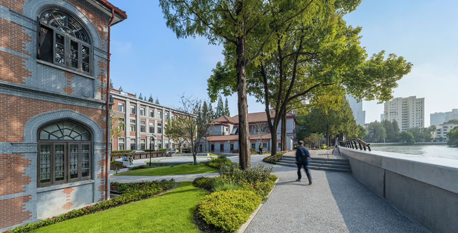 苏州河畔的英式庄园 · 华东政法大学长宁校区滨河景观提升丨中国上海-60