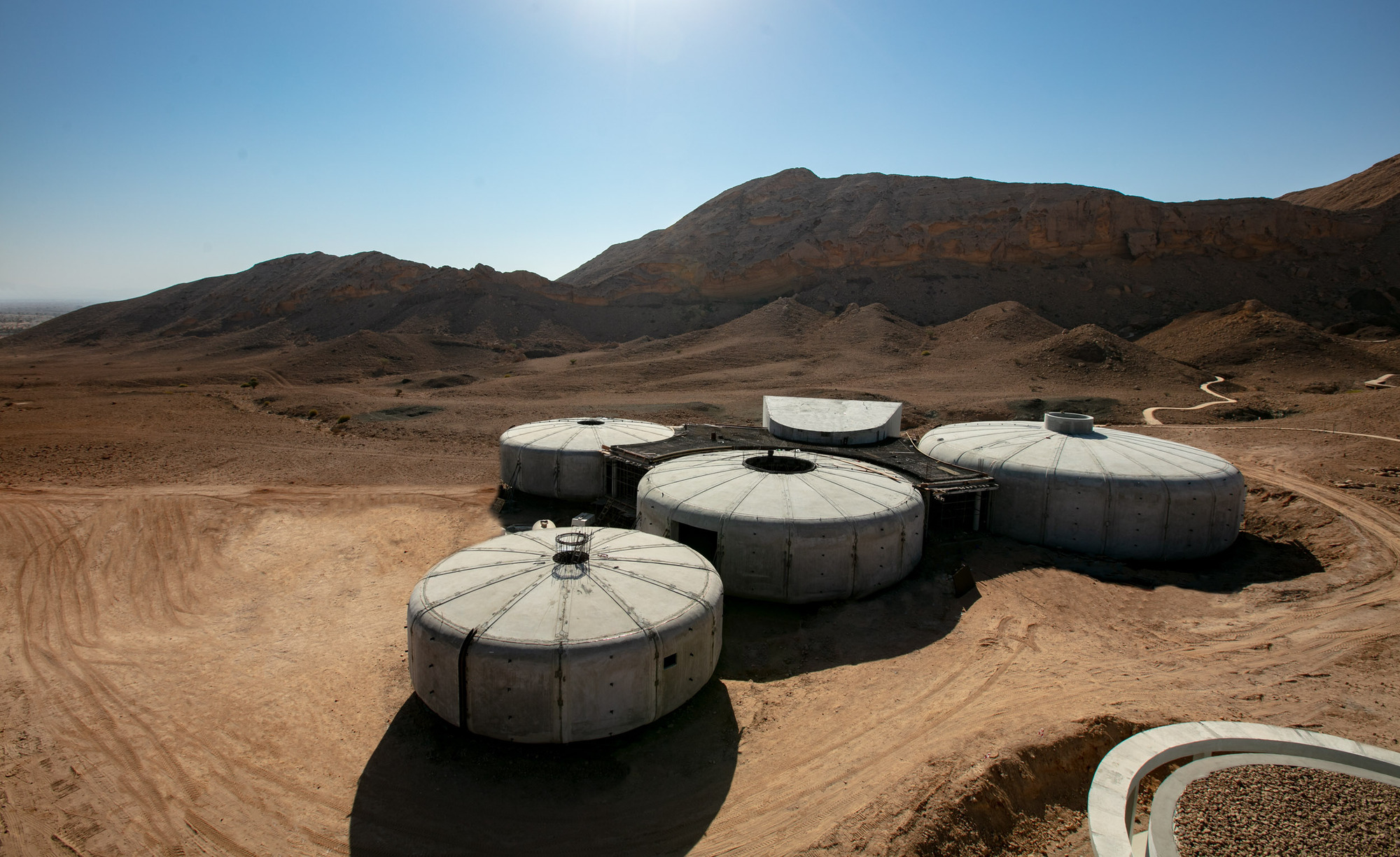The Buhais Geology Park Interpretive Centre / Hopkins Architects-20