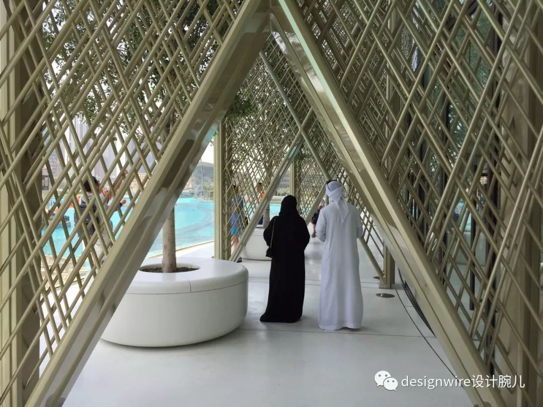 全球首个水上漂浮苹果店，创新设计诠释品牌理念-205