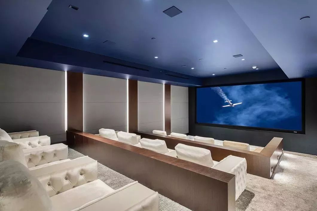 比佛利山庄奢华别墅，现代设计融入自然景观-56