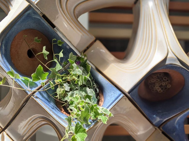 活体立面·陶土面板用于鸟类和昆虫栖息设计-6