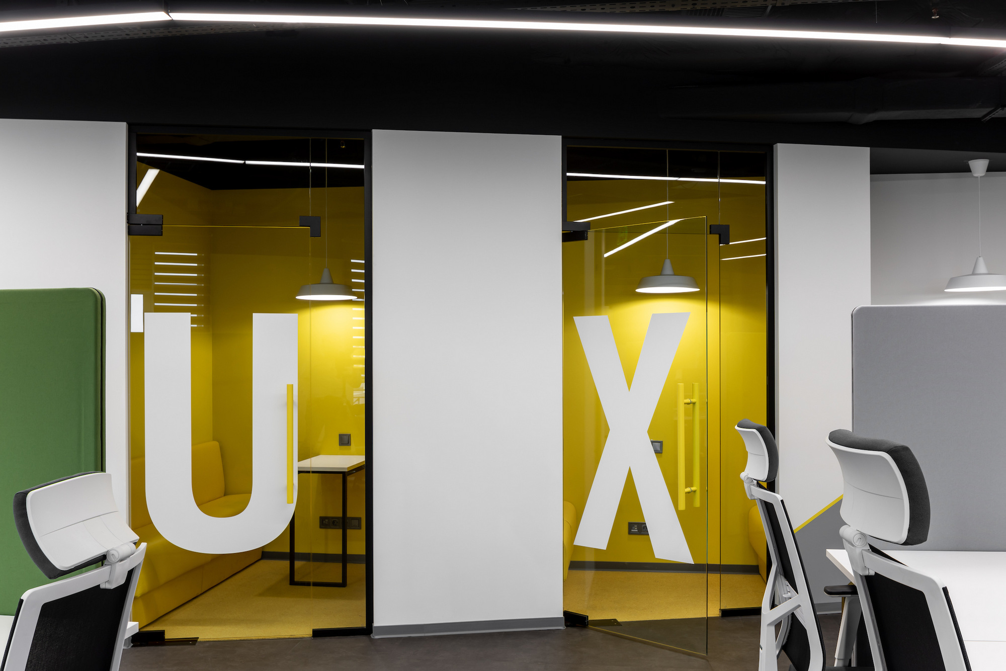 基辅中央合作银行办公室设计-12