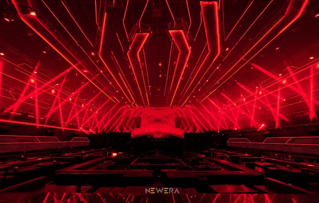 西宁 PUPA 酒吧 | 2000 平米娱乐空间的革命性设计-33