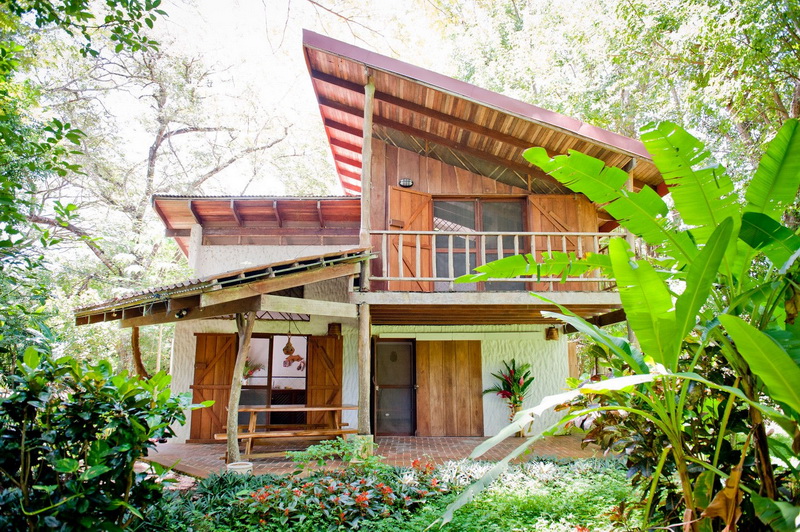 适合外府居住的两层房屋设计-6