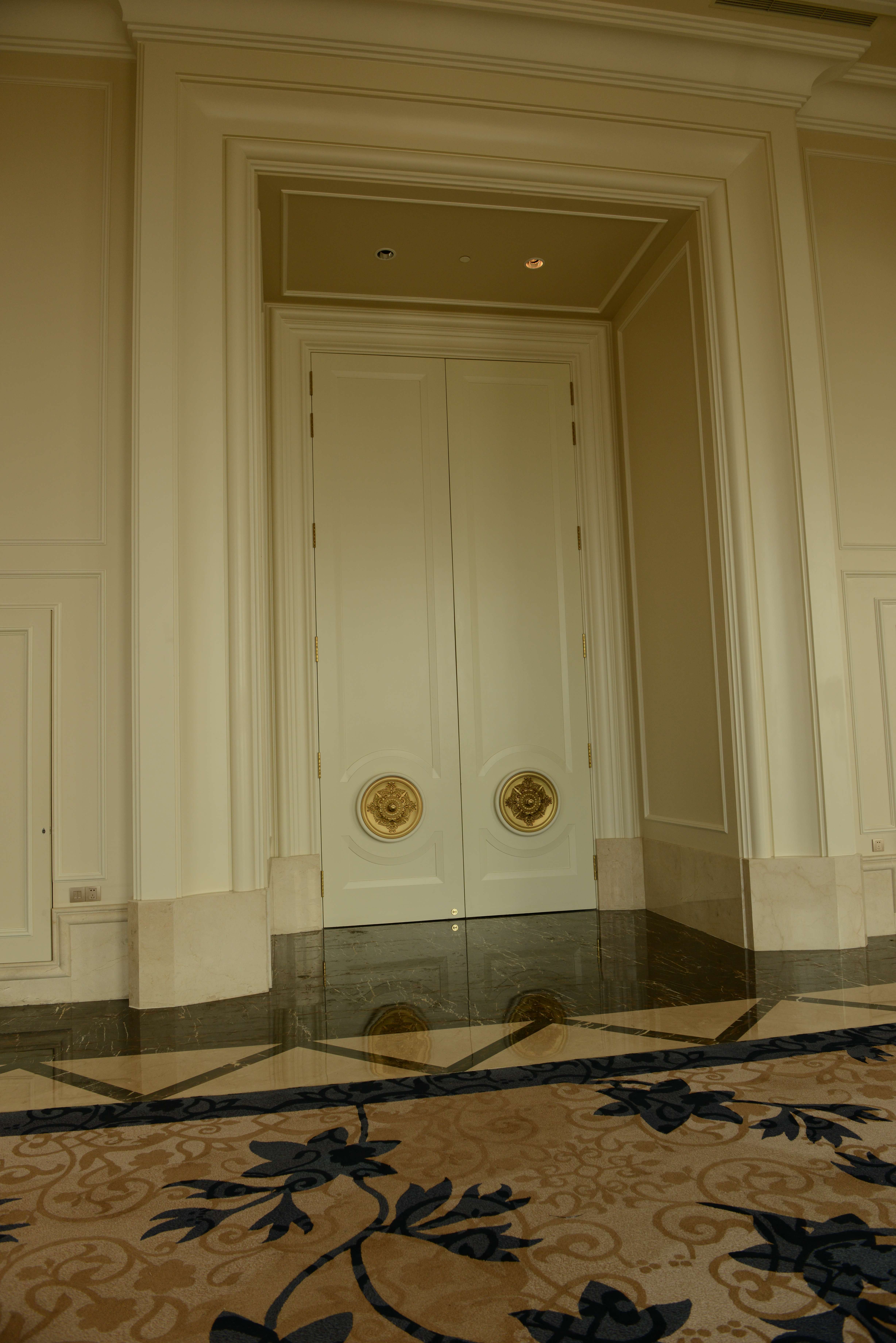 大连城堡酒店大堂区域照片-2-11