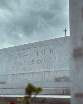 " Commonwealth War Graves Commission " ✝️