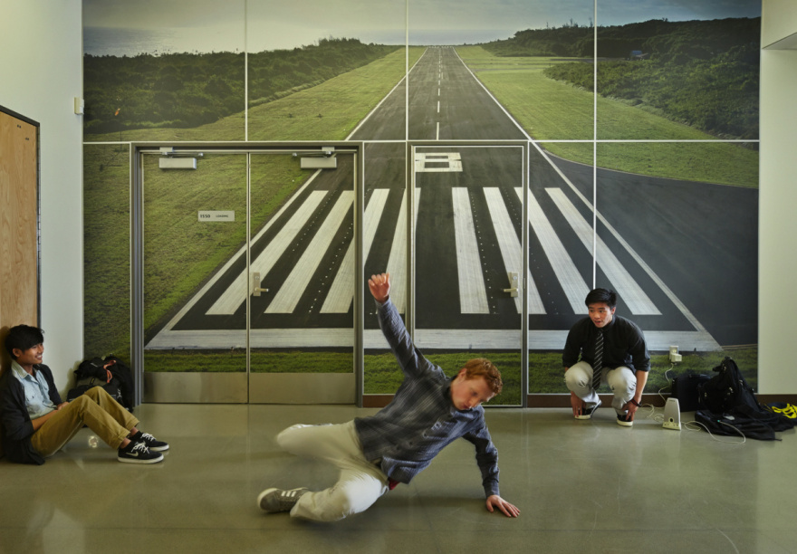 雷斯贝克航空高中-29