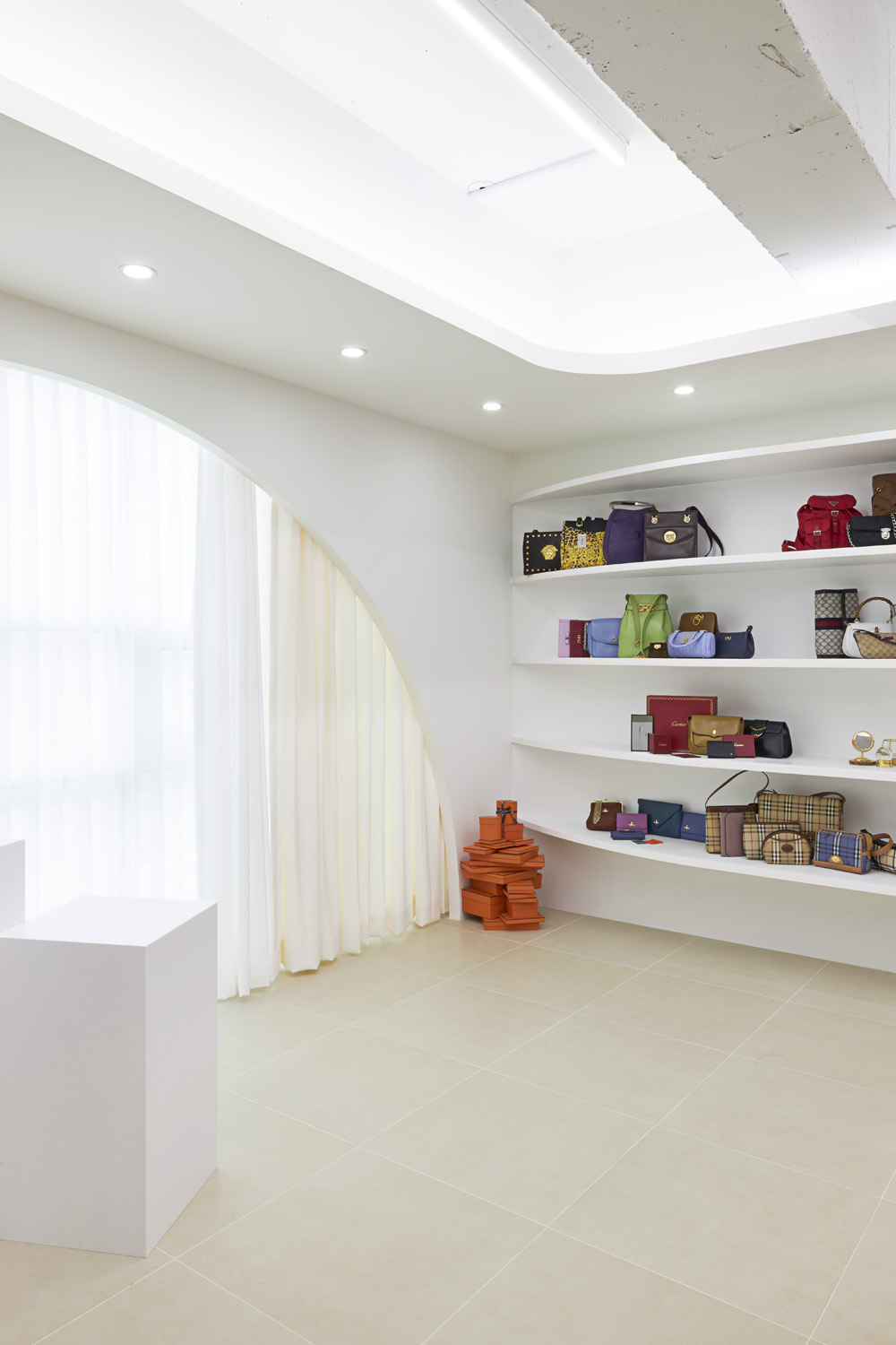 18 平现代简约办公室设计 | 舒适与高效的完美结合-10