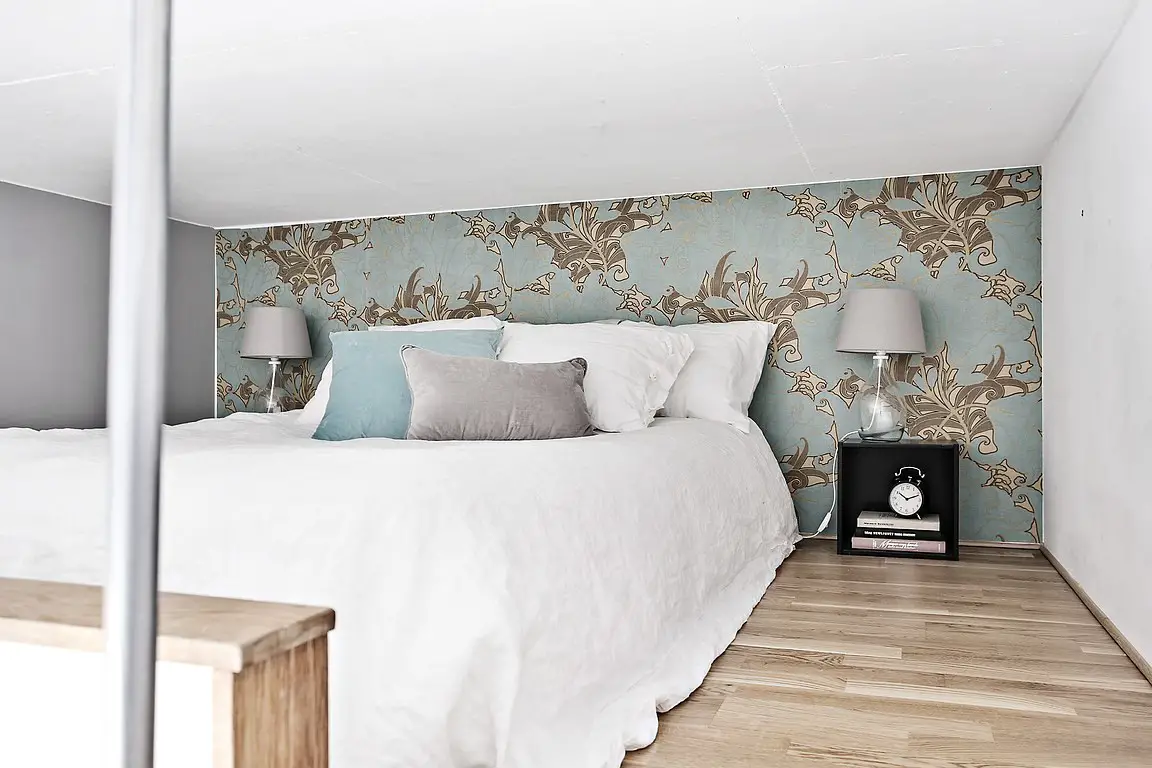 7 平米阁楼卧室设计-13