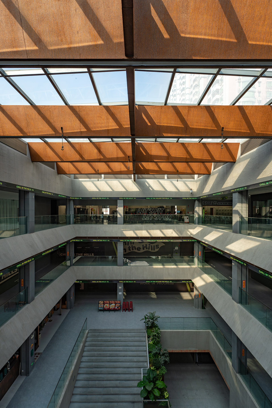 广州中大门「城市之丘THE HILLS」丨中国广州丨竖梁社悬亮子工作室-57