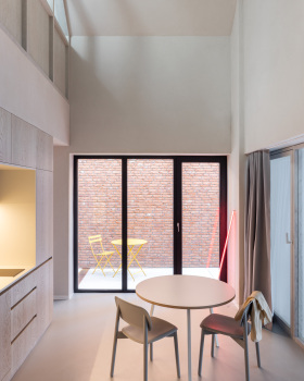 纳多维耶工作室丨乌克兰利沃夫丨Sadovsky & Architects