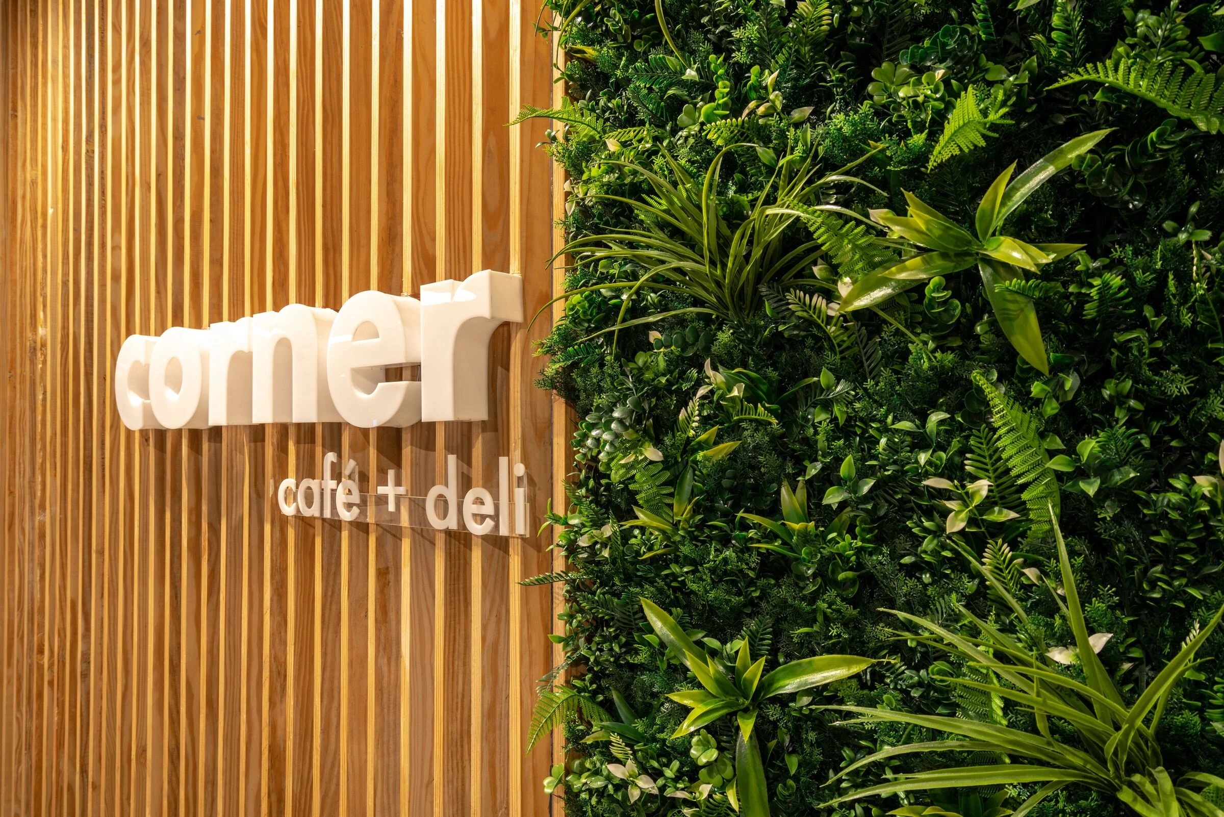 街角咖啡馆兼熟食店丨菲律宾马尼拉丨Sim Ateliers-5