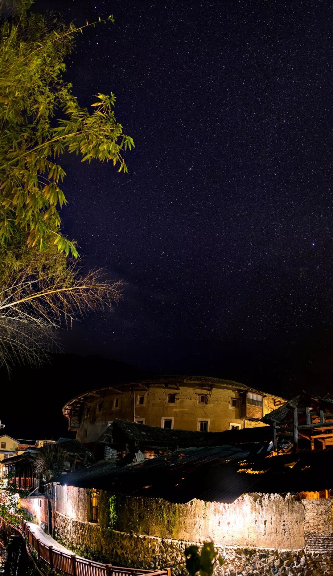 归隐深山，客家土楼变身为文化行馆-149