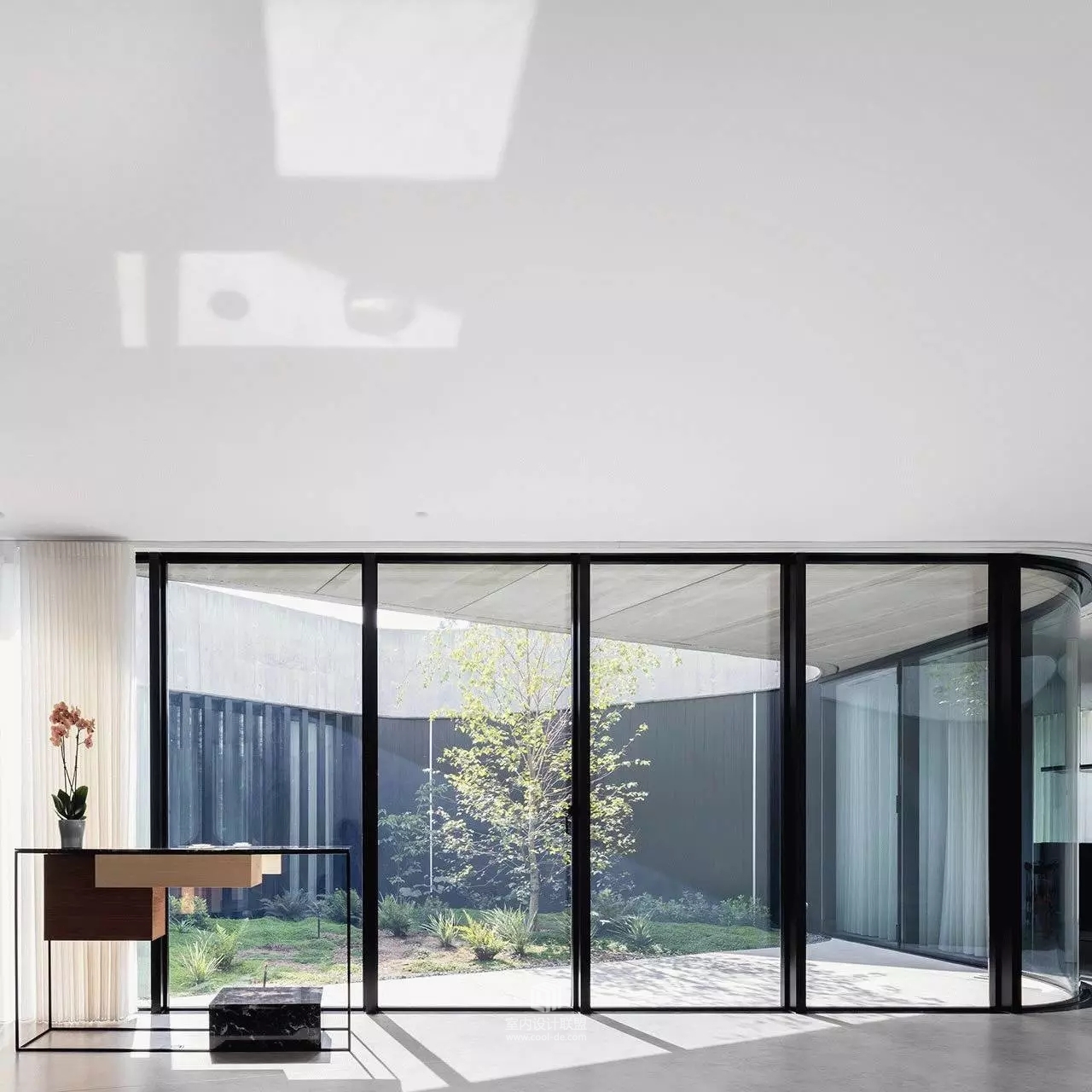 Spaceworkers Arquitectura/Design设计丨极简BITARÃES-24