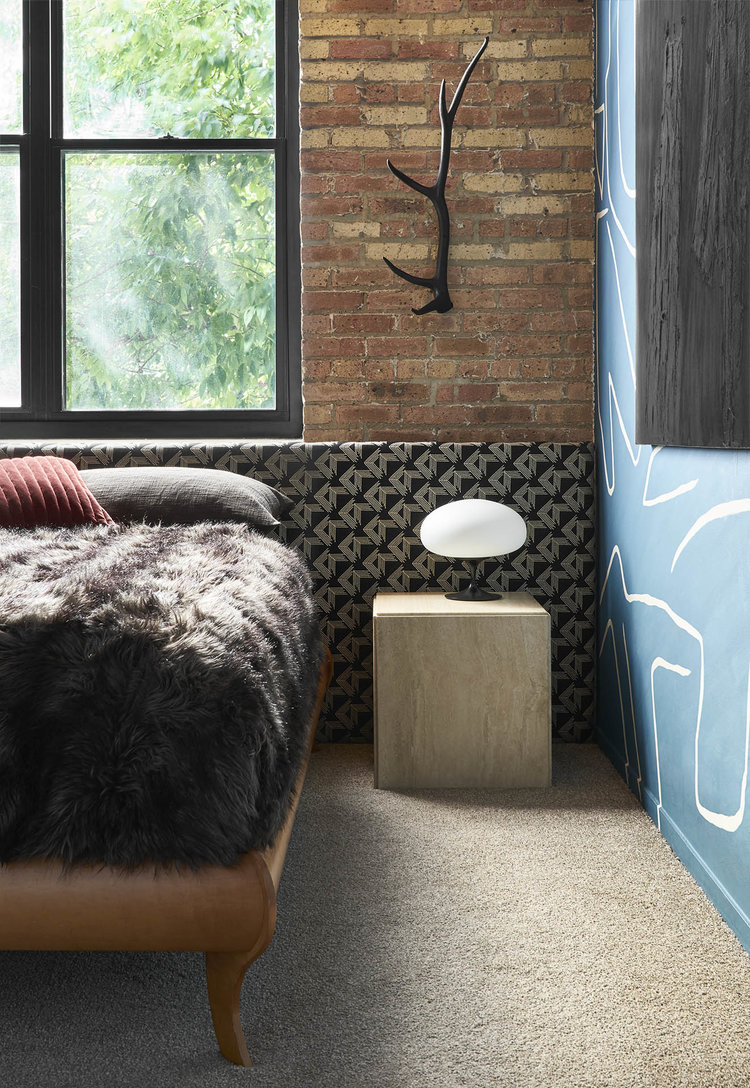 CASTLE BLACK Lauren Svenstrup-15