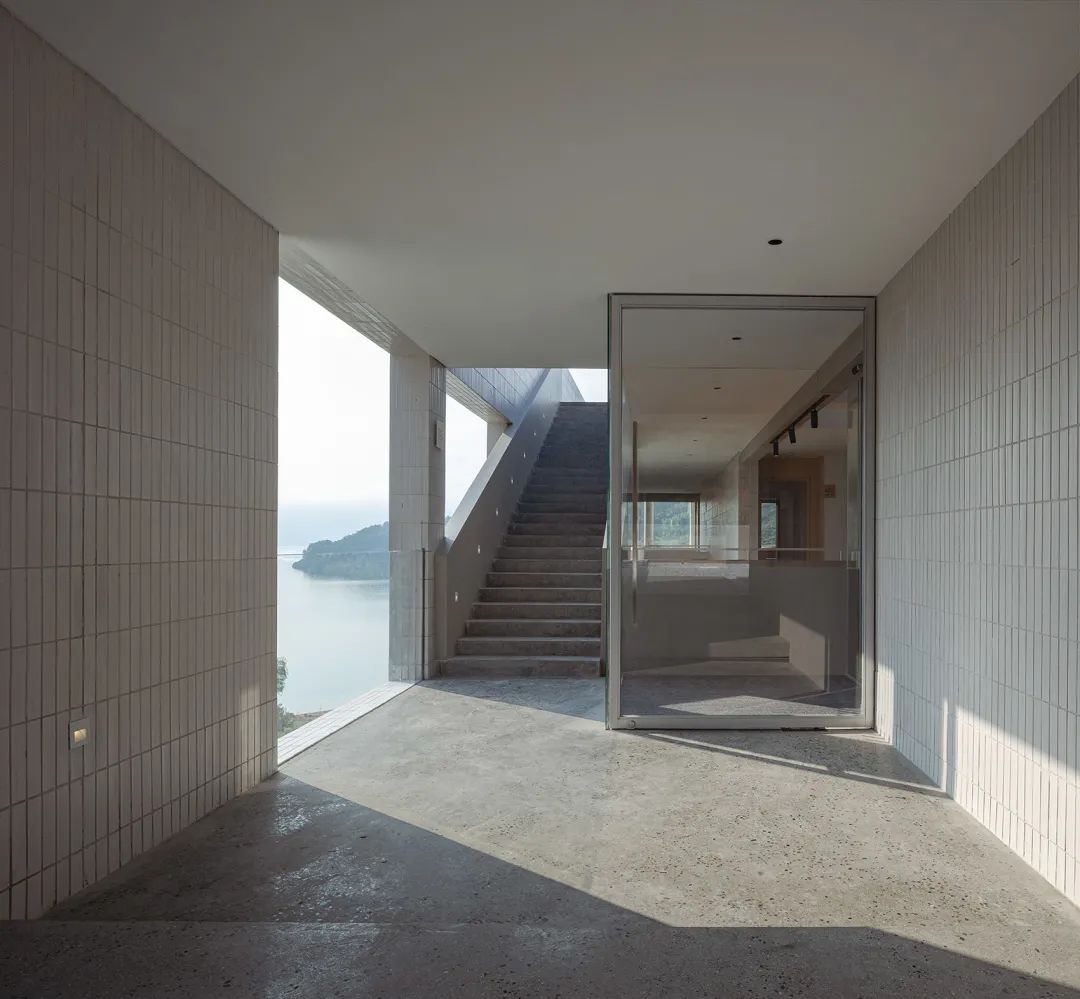 乡村梯田中的光影酒店 · 棠之酒店丨中国郴州丨米凹工作室-50