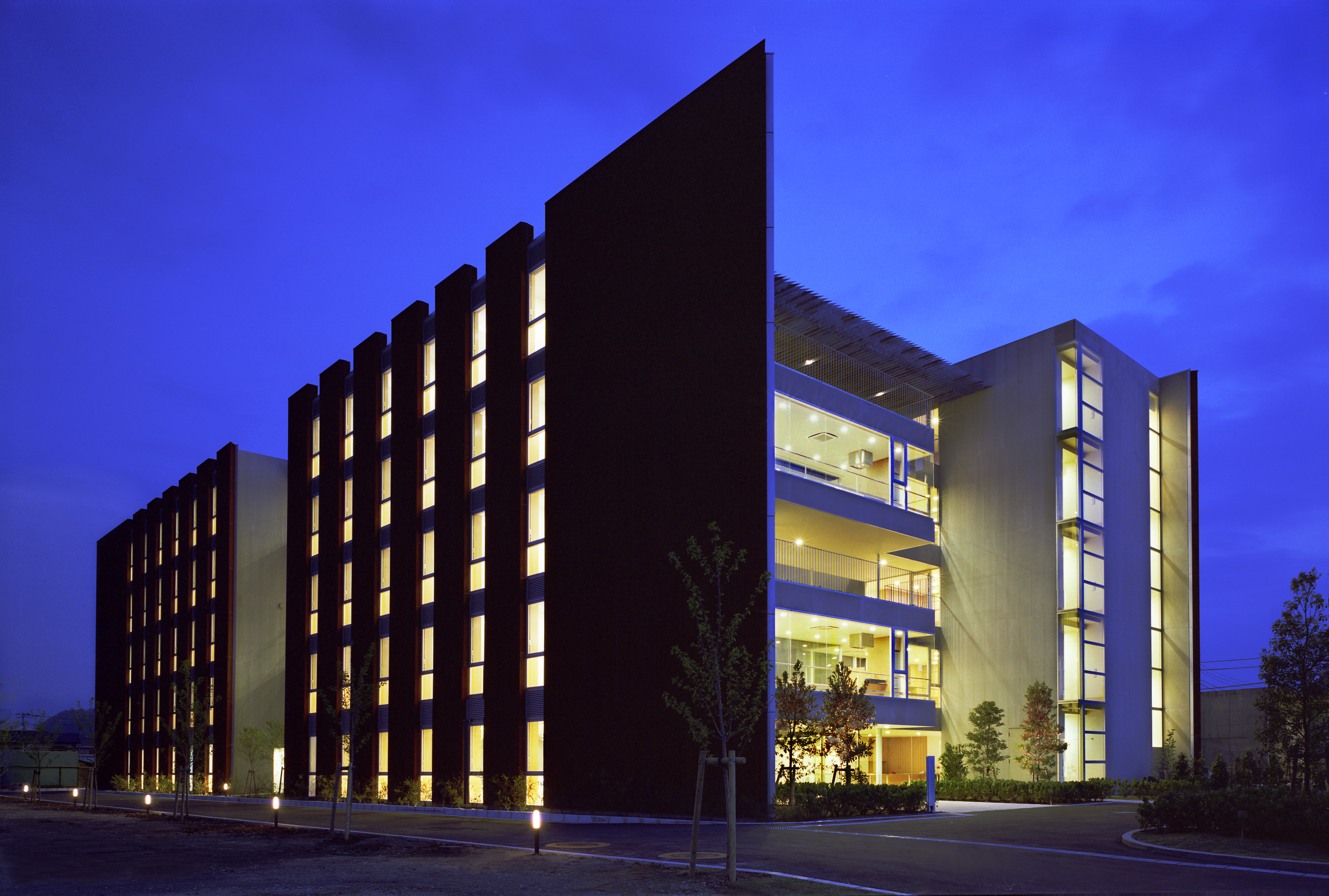 福井山峦间的温馨养老院-17