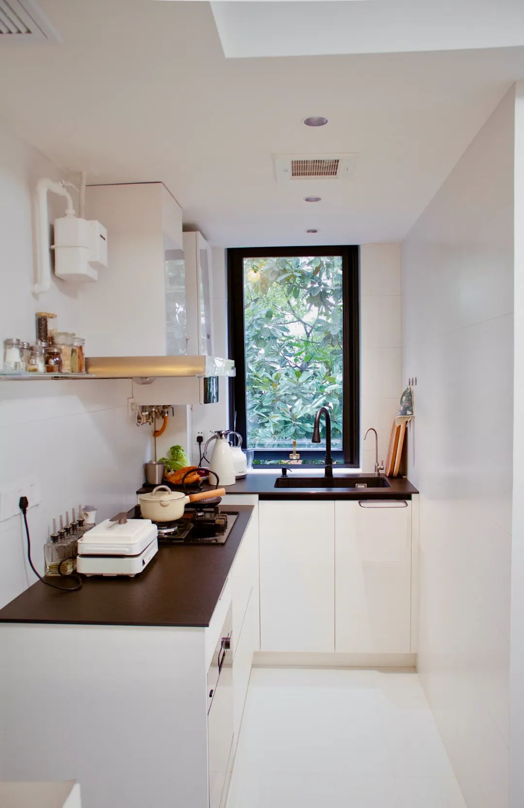 森林小屋 · 上海55平老房子变身诗意空间丨中国上海丨屋主琪琪-33