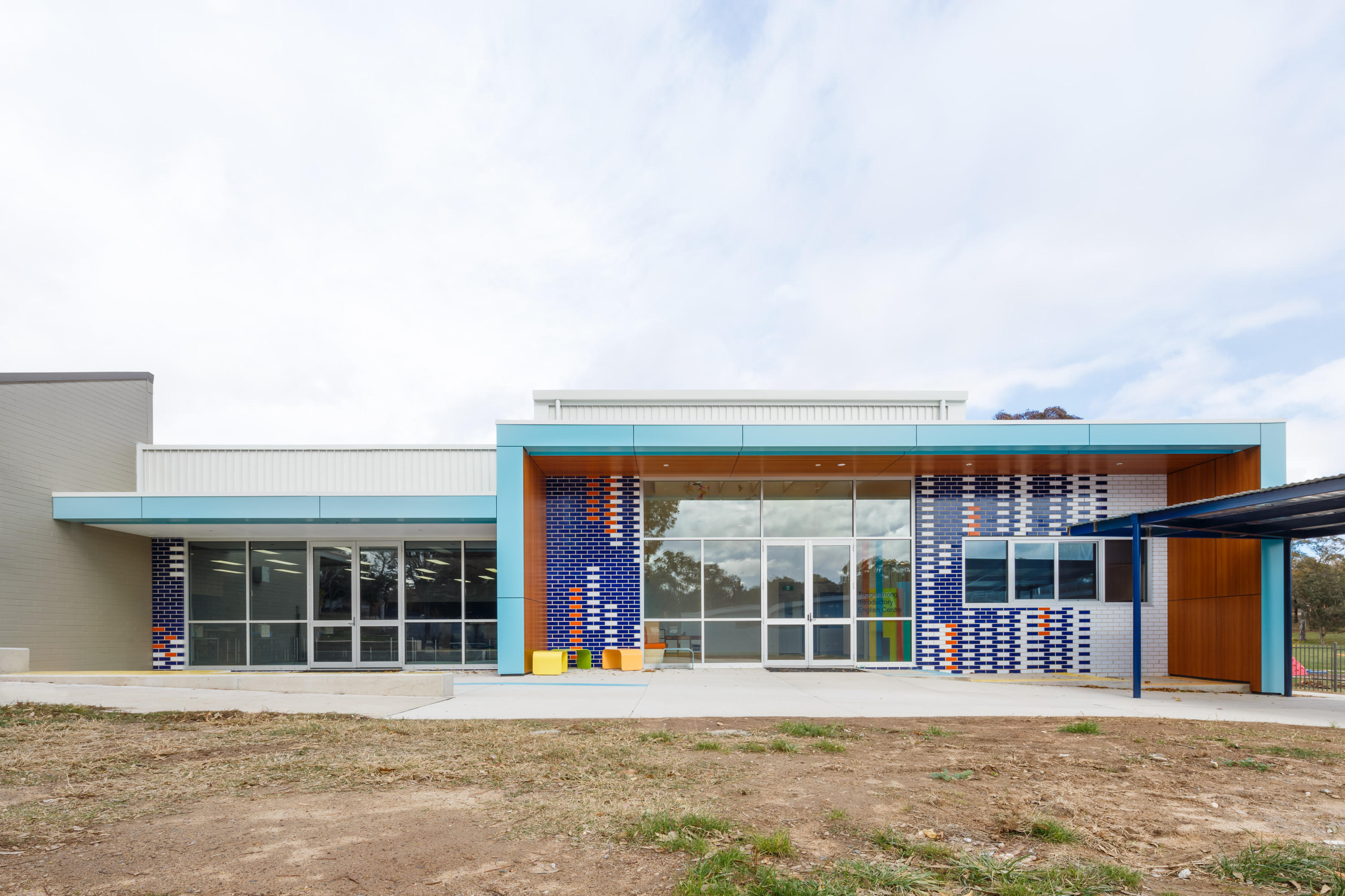 塔格拉农入门英语中心-0