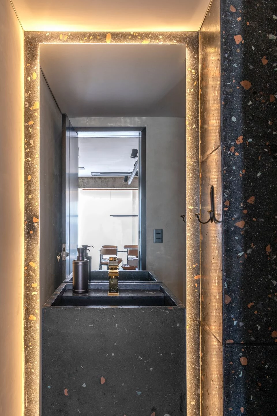 巴西圣保罗 Chácara Santo Antonio 的温馨科技私宅丨NOSSA casa arquitetura-6